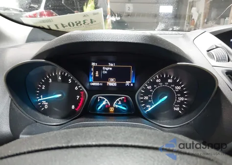 2017 Ford Escape Se z USA, uszkodzony, nr VIN 1FMCU9GD1HUC87931